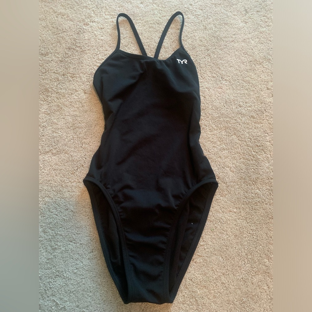 Size 26 TYR Womens Cutoutfit swimsuit